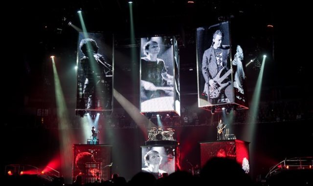 Escenario empleado por Muse en la gira The Resintance