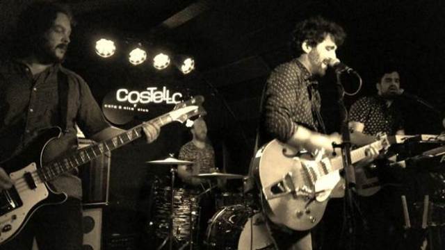 Nocturnos en su actuacón en la sala Costello de Madrid.