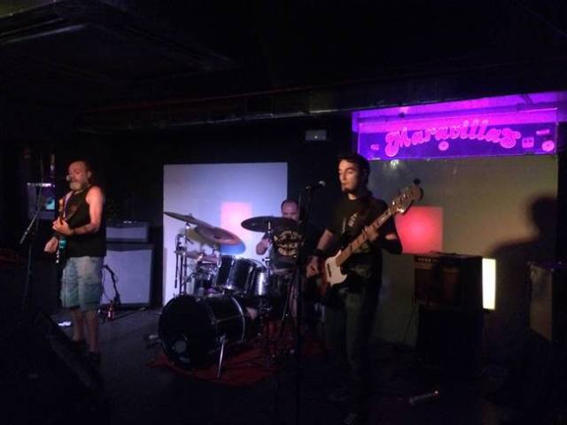 Los Clarens pusieron punto y final al concierto en Maravillas Club