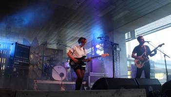 Triangulo De Amor Bizarro