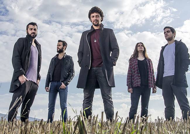 Imagen de Shinova de su album ¨Ana y el artista temerario¨
