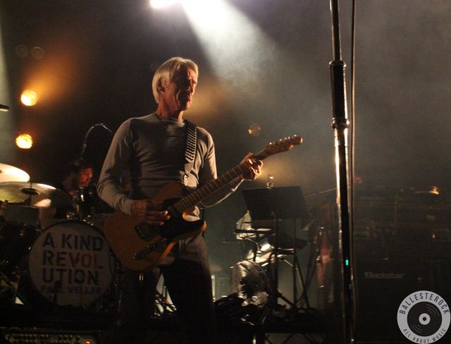 Paul Weller estuvo presentando ¨A Kind Revolution¨