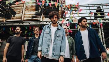 La Música que nos marcó: Triángulo Inverso