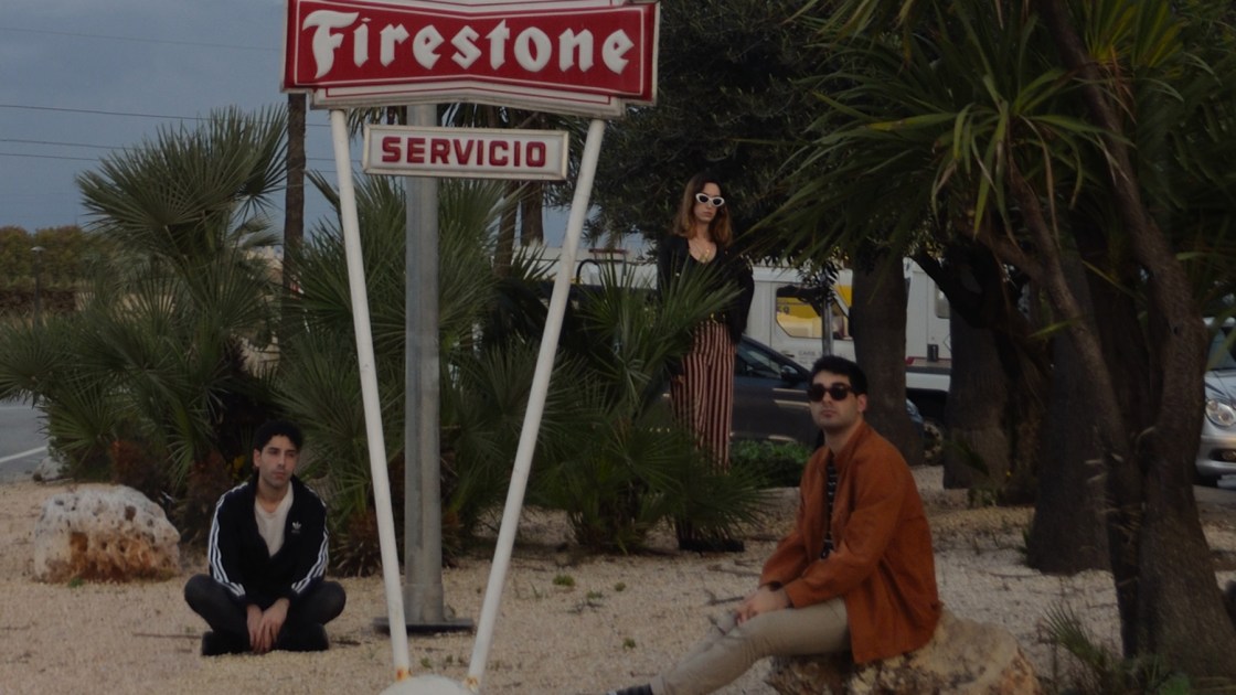 White Hounds presentan ¨Passerby of the Night¨. Foto : Núria Martinez