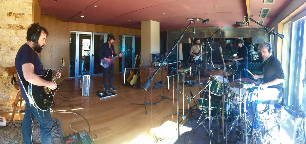 Niños Mutantes prepara nuevo material.