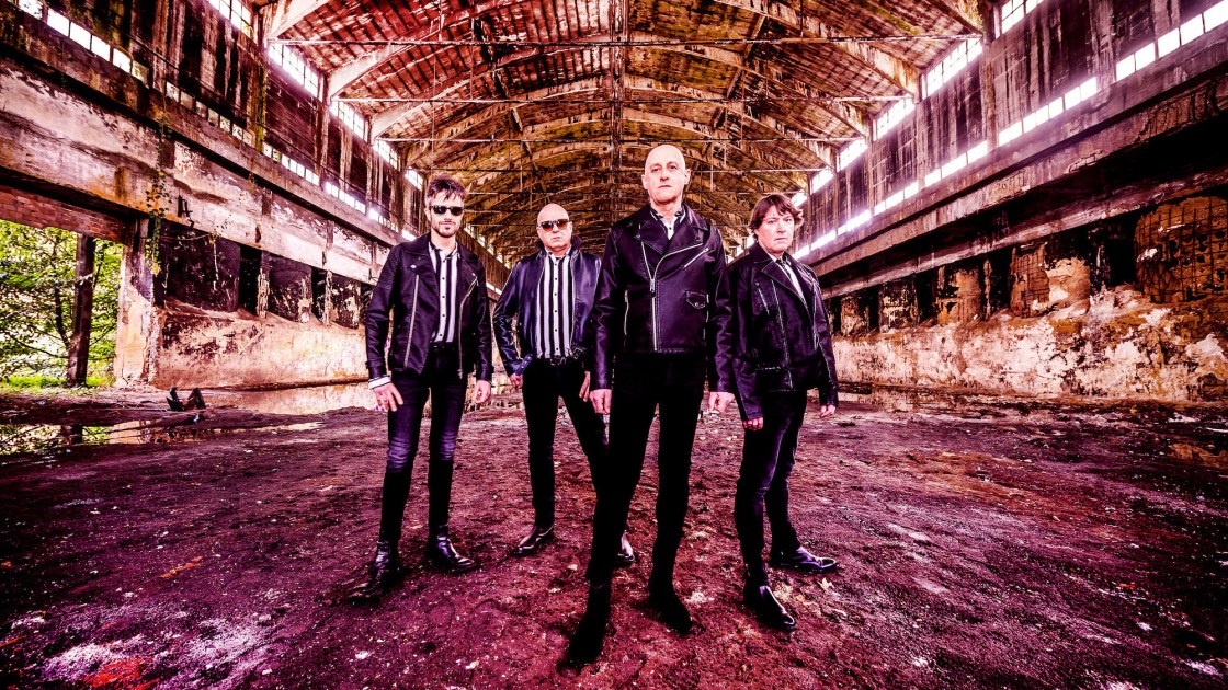 El retorno de Ilegales