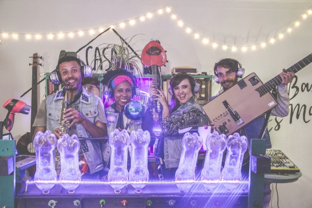 concierto-latinlatas-labuenavida