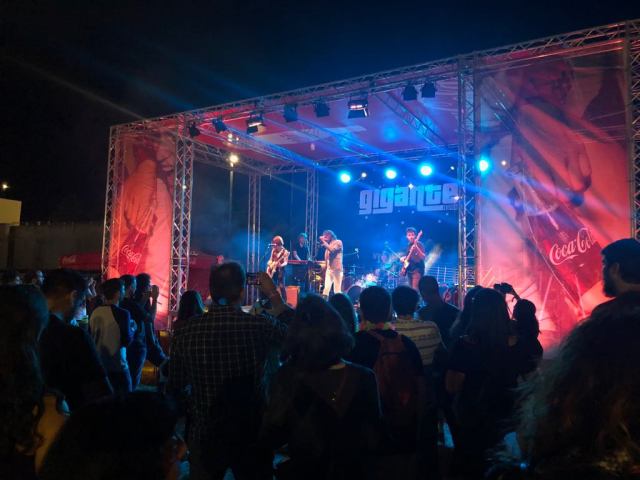 40914313_322063575026053_8117433222448545792_n