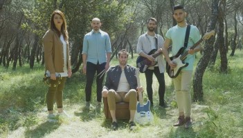 Denea presenta nuevo videoclip