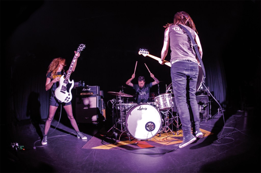 ENTREVISTA A » THE&nbsp;LIZARDS»